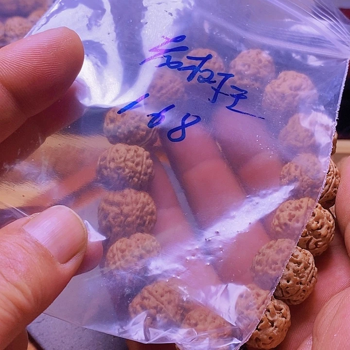 金刚菩提手串J**J老树王款