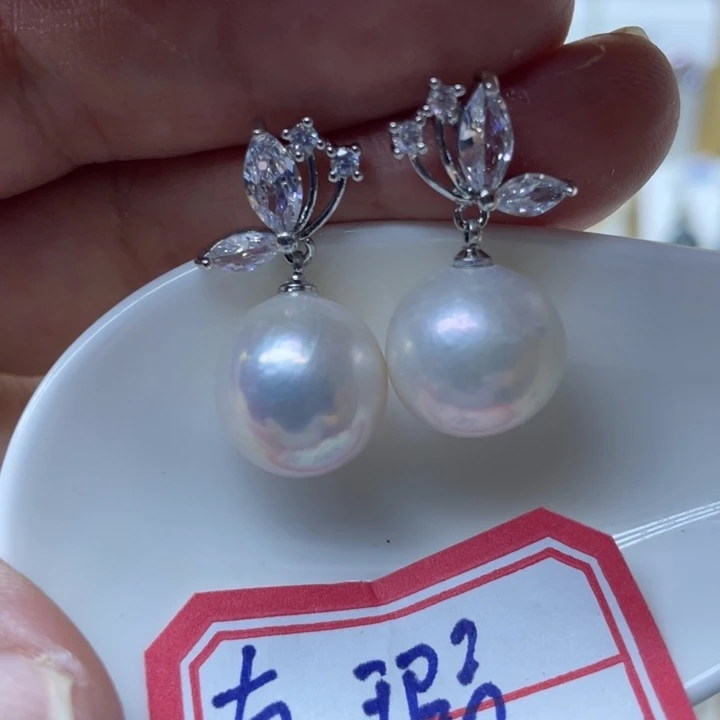淡水珍珠银S925镶嵌耳饰