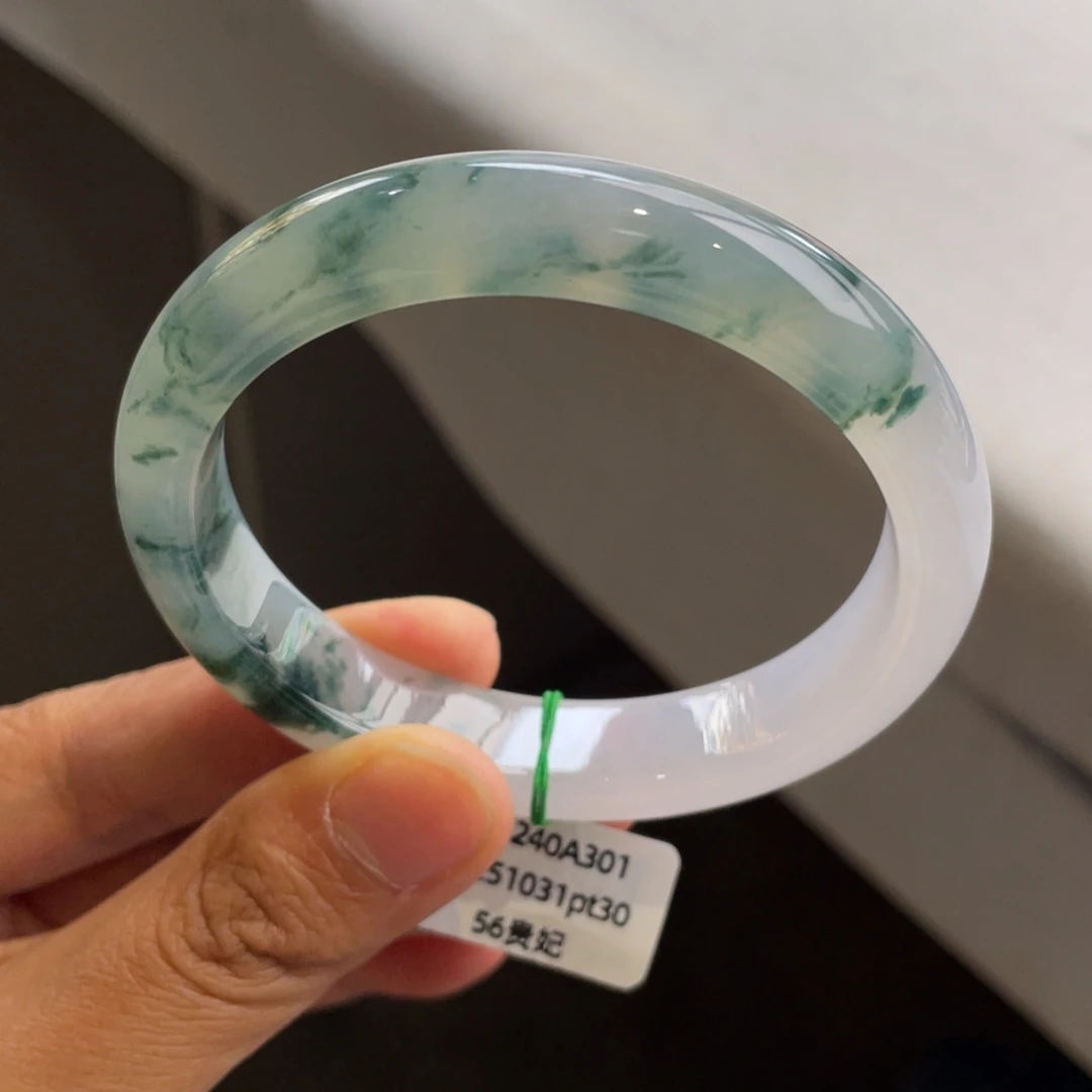 翡翠未镶嵌手镯飘花贵妃手镯【强推】