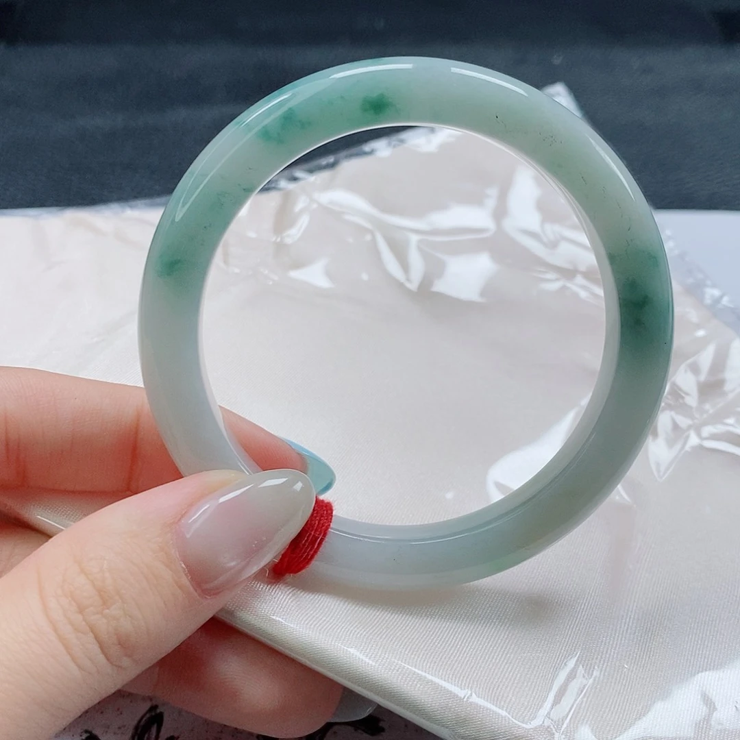 【闪购商品】未镶嵌手镯翡翠536号