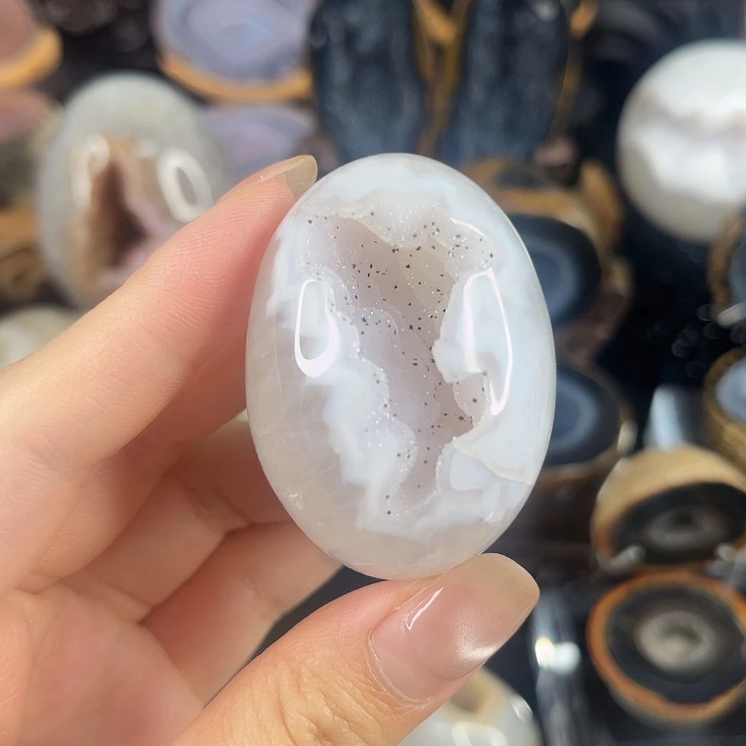 未镶嵌玛瑙/玉髓珠宝奇石