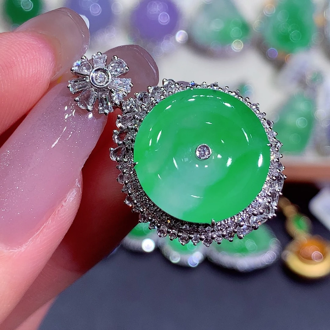 翡翠18K金镶嵌吊坠(不含链)