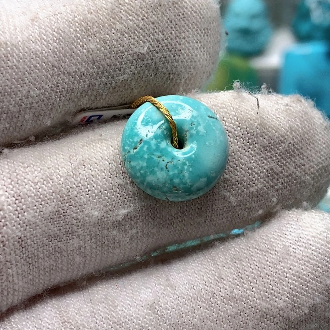 绿松石未镶嵌天然原矿 地大质检13.3mm