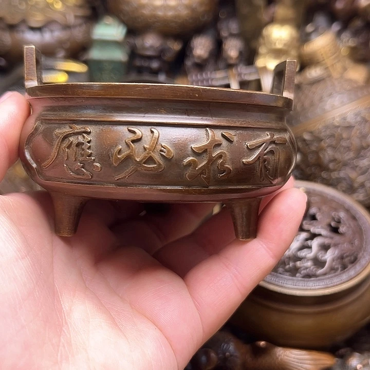 铜器摆件老王直播间