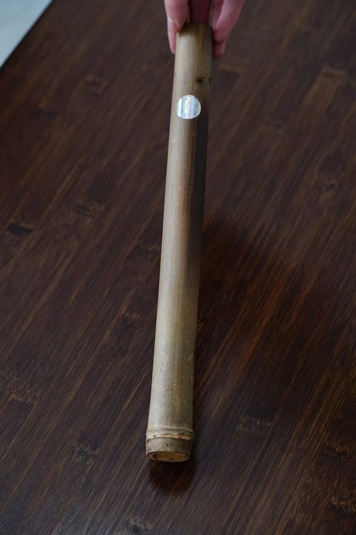 2005年华联班章竹筒茶普洱生茶100g（拆封不可退）
