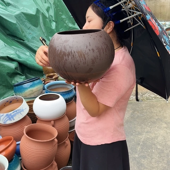 口19高22瑕疵一个盆子。