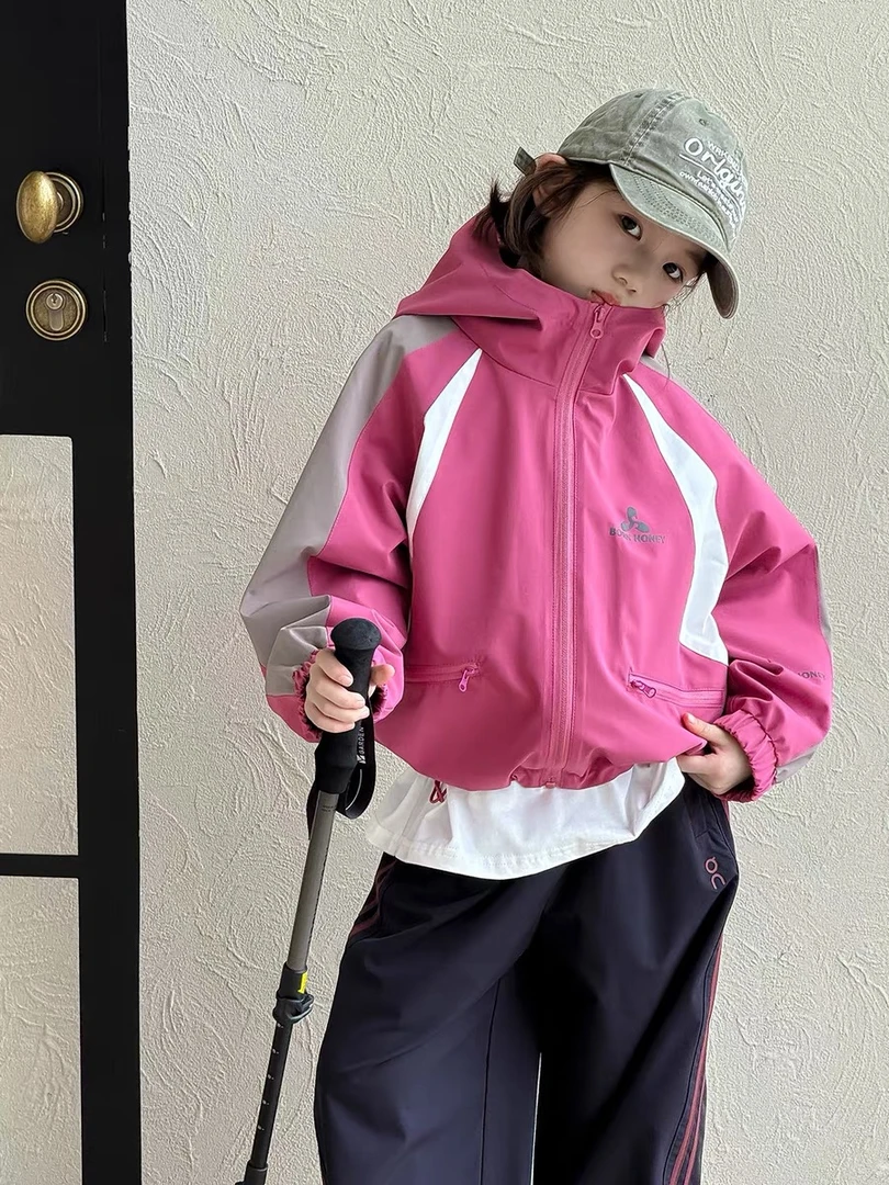 女童冲锋衣春秋款2025新款洋气童装女孩连帽户外上衣儿童防风外套