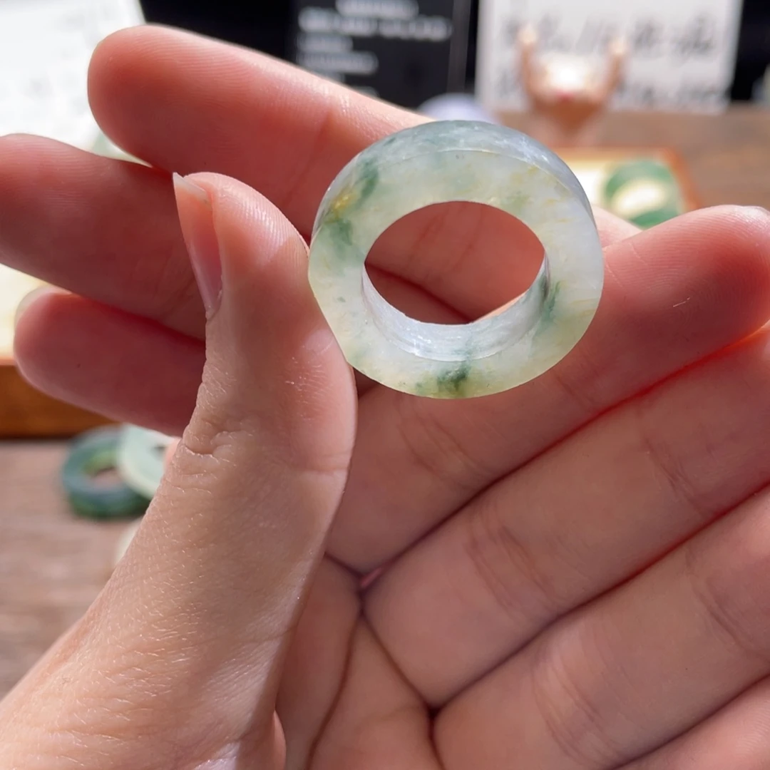 定制翡翠未镶嵌翡翠戒圈 322