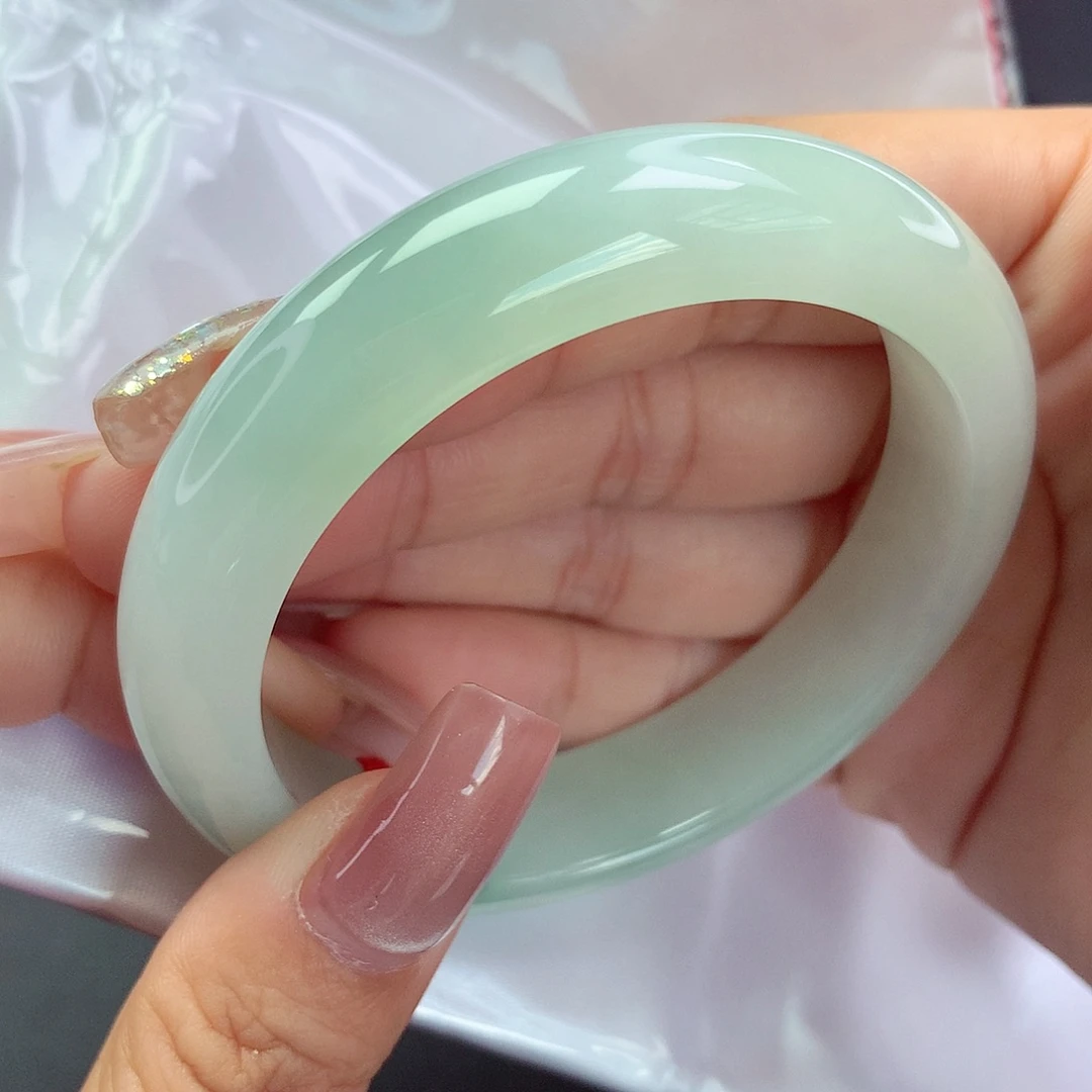 【闪购商品】翡翠手镯未镶嵌a 24042008