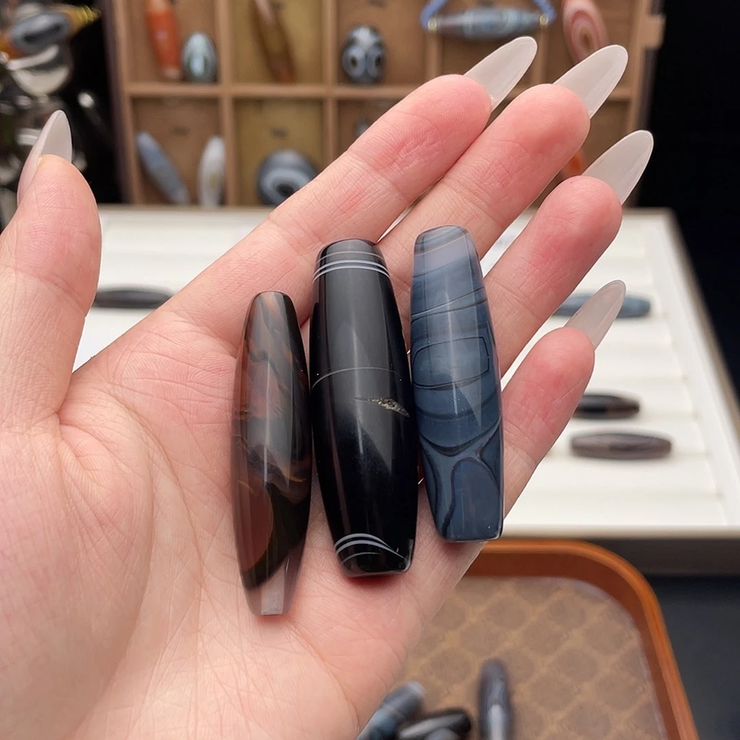 玛瑙/玉髓颈饰合金哔**啦