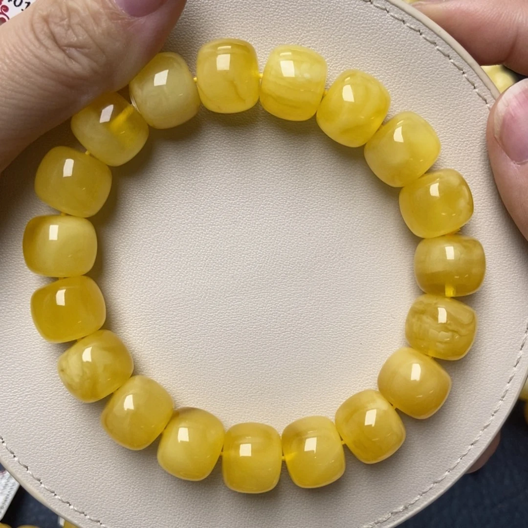 蜜蜡未镶嵌珠宝奇石31