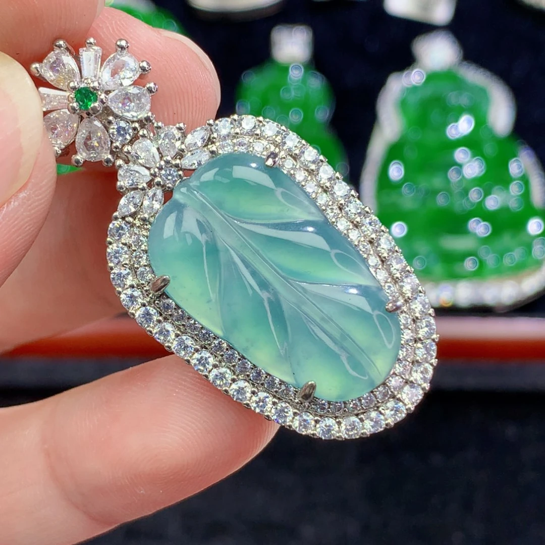 颈饰未镶嵌翡翠翡翠