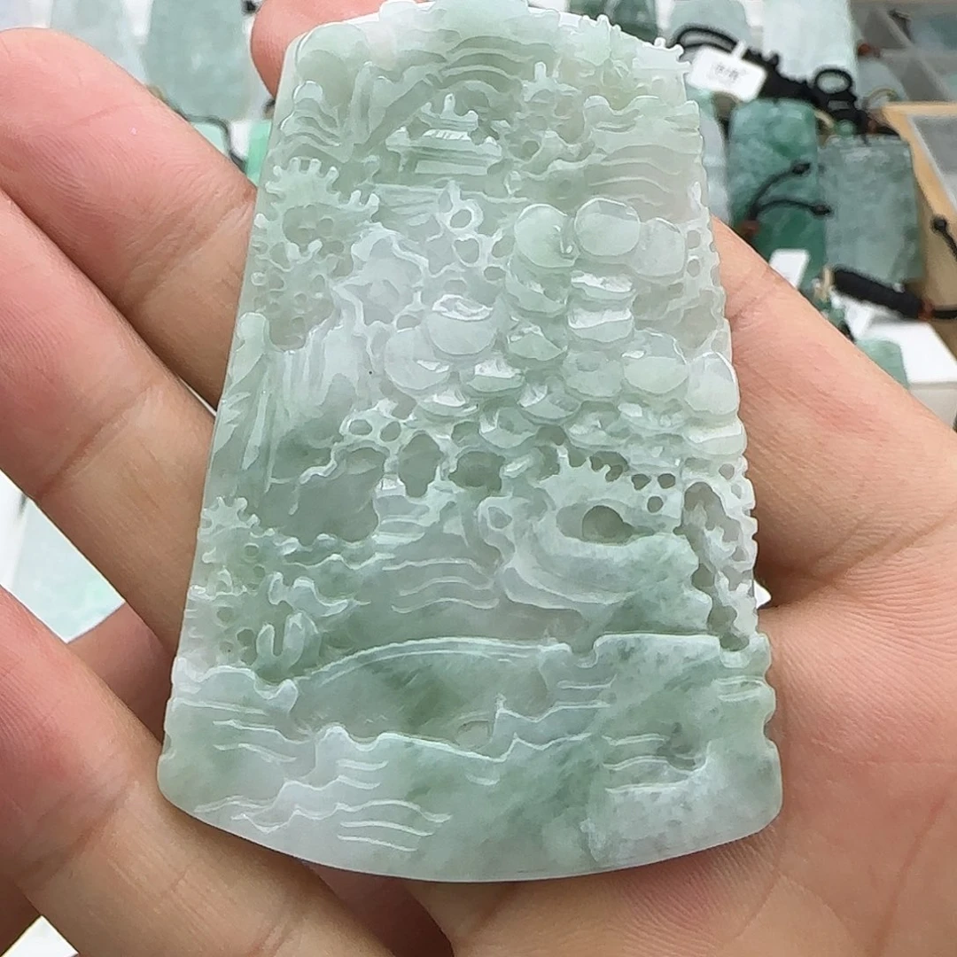 翡翠未镶嵌颈饰翡翠