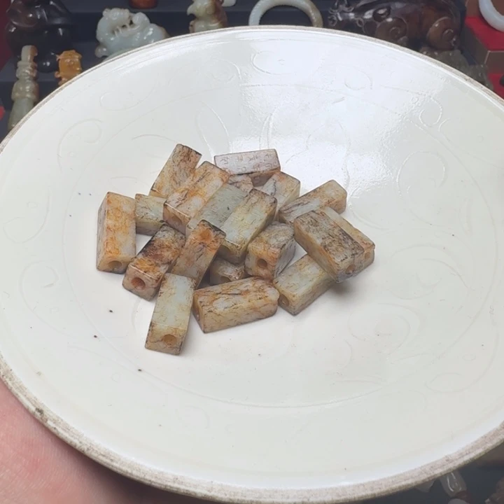 從***世瓷片钰轩珍品8888