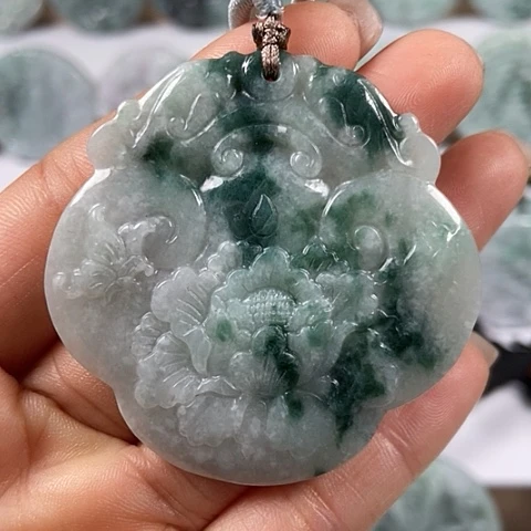翡翠颈饰未镶嵌花开富贵福利