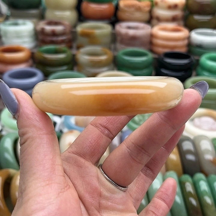 合金手镯石英质玉
