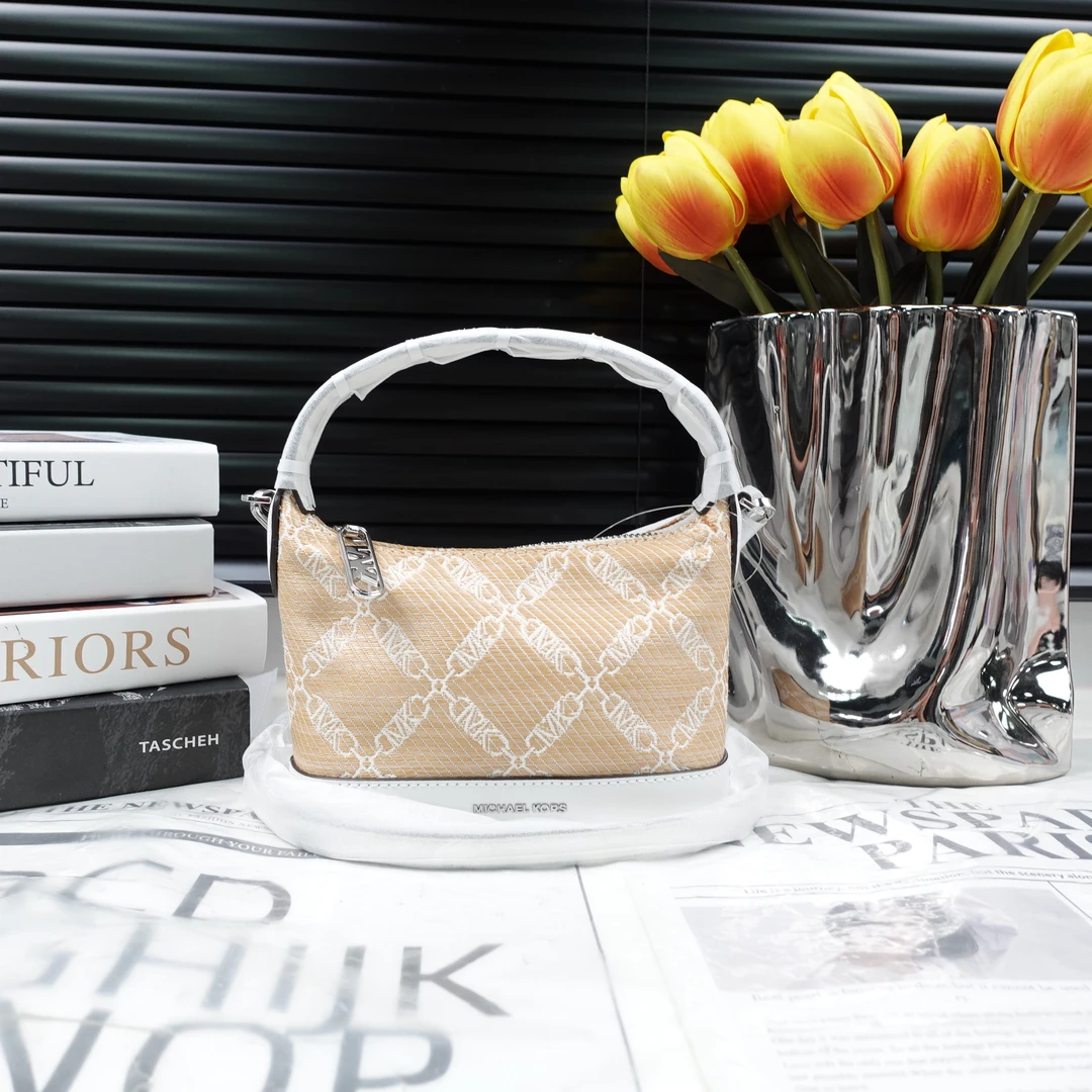 95新 MICHAEL KORS/迈克高仕 单肩包/T10288180
