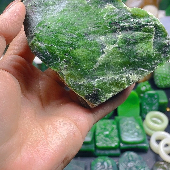 和田玉未镶嵌珠宝半成品