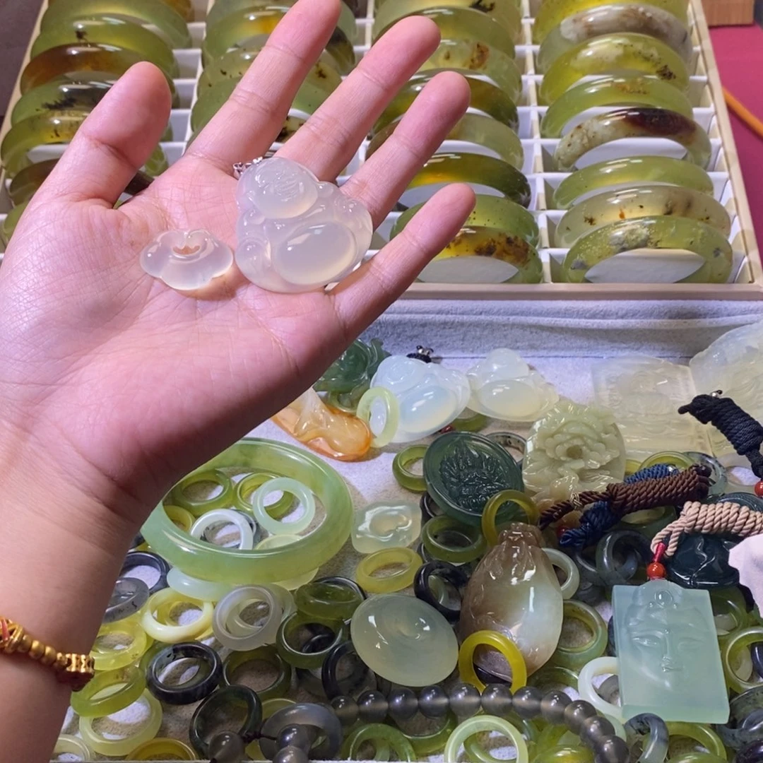 *****未镶嵌蛇纹石玉手镯