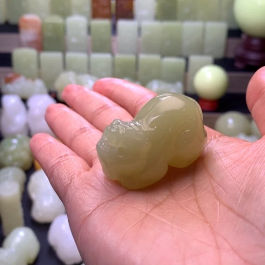 石材方解石手把件