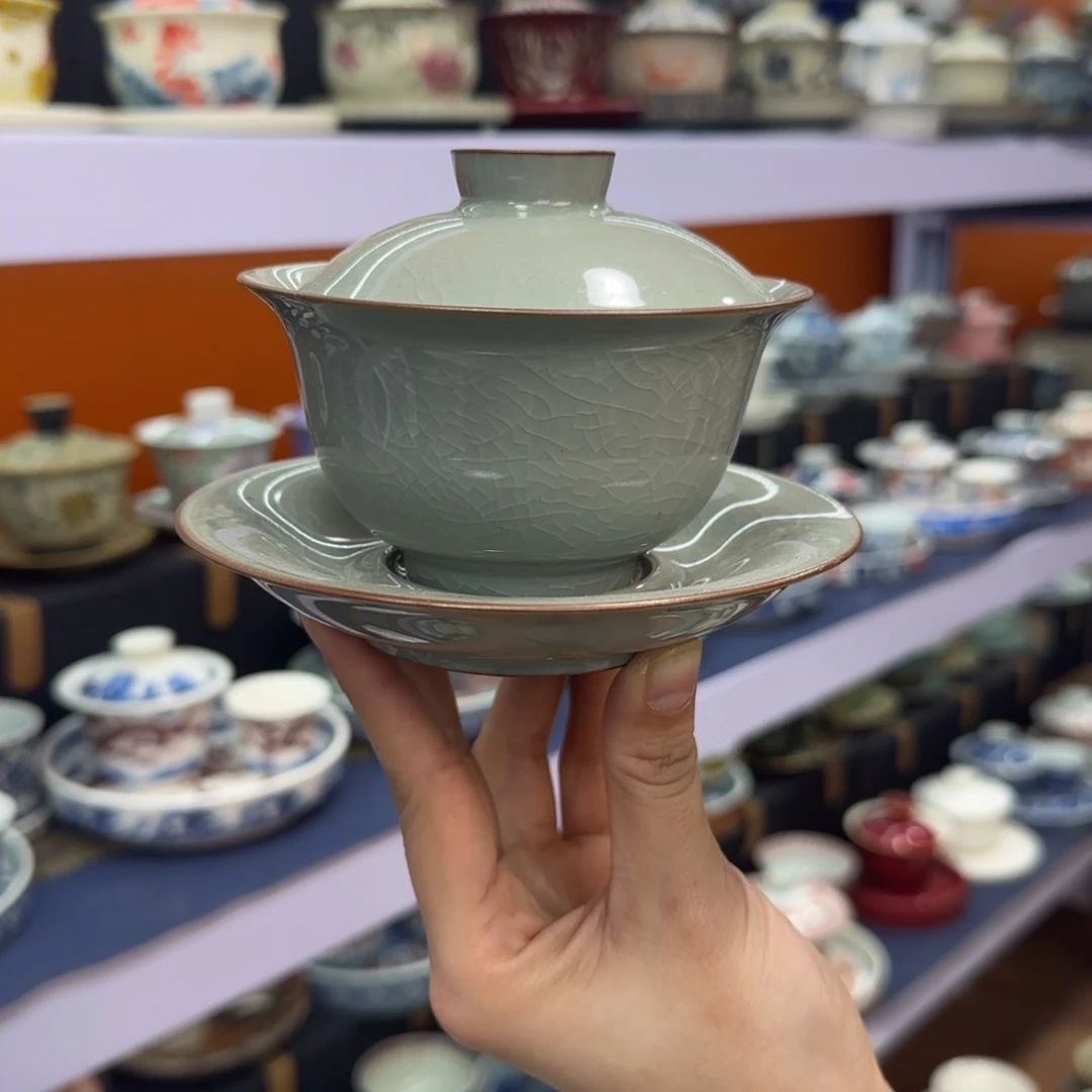 高温下的高温天气使其成为