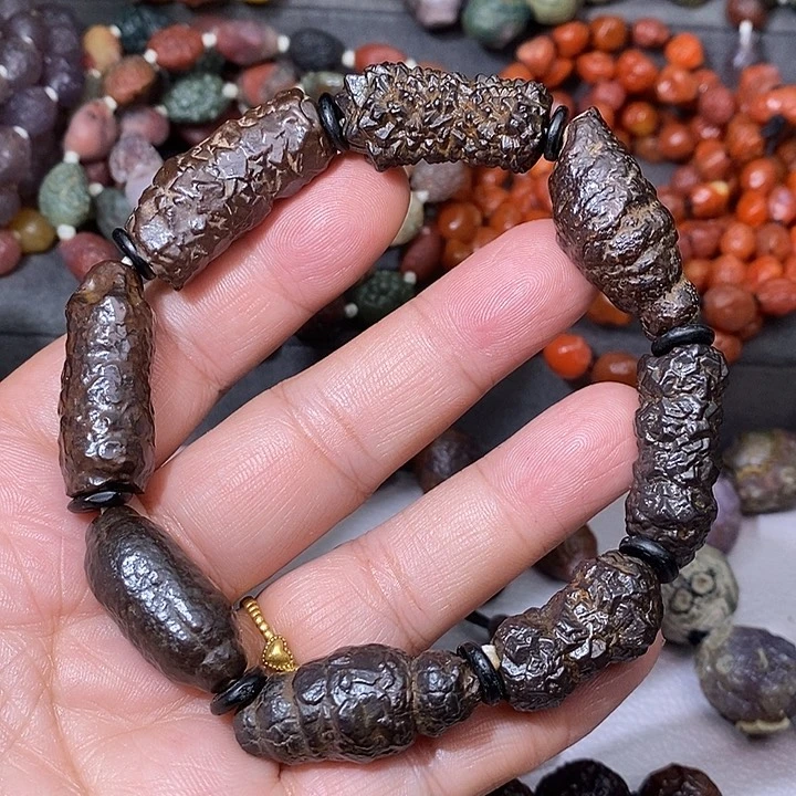 未镶嵌玛瑙/玉髓珠宝奇石