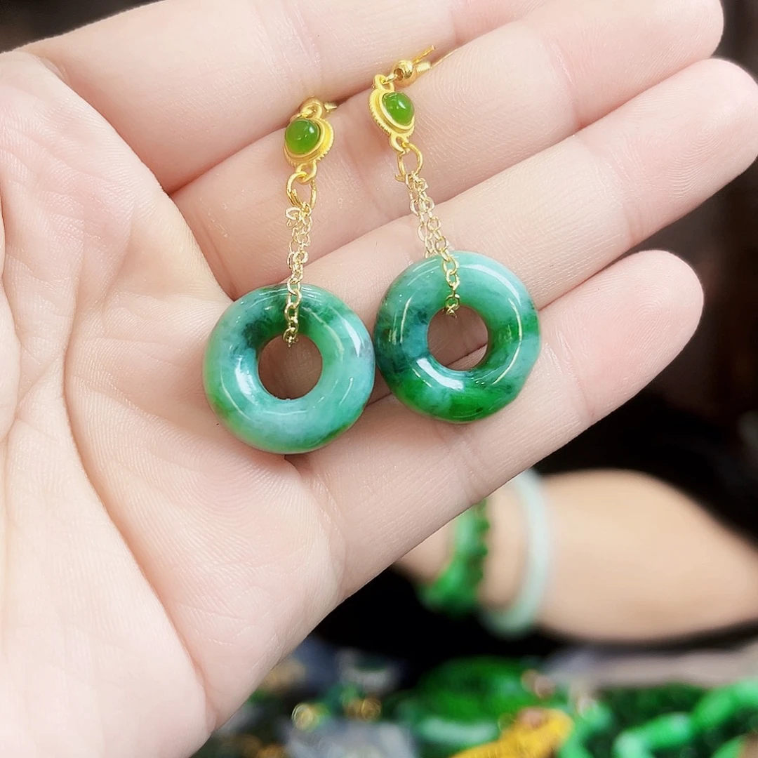 翡翠未镶嵌颈饰耳饰