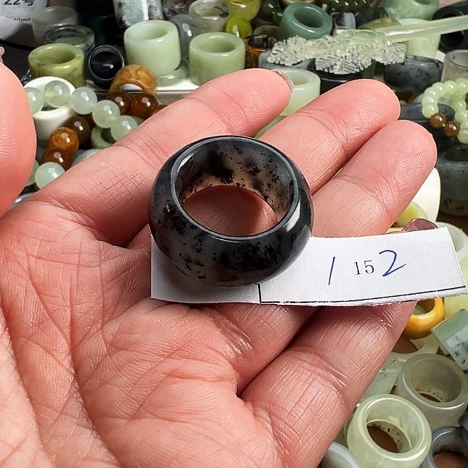 【闪购商品】合金蛇纹石玉戒指有*