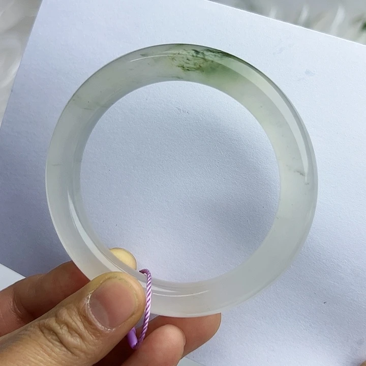 【闪购商品】石英质玉手镯未镶嵌