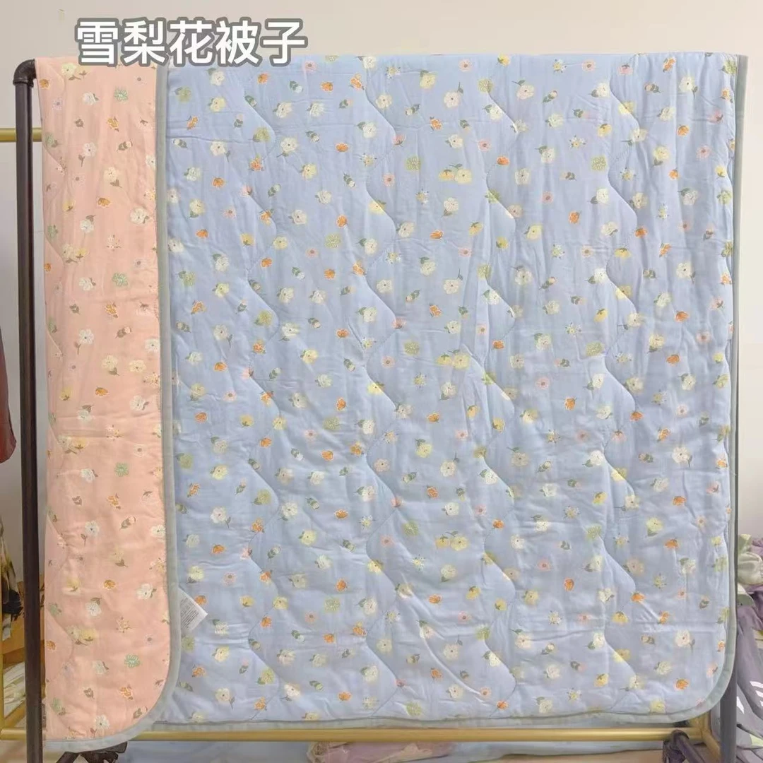E1032 人造棉夹棉单人夏凉被 雪梨花140*200夏季空调被天然凉感