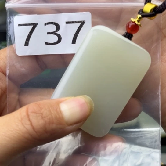 未镶嵌和田玉珠宝半成品