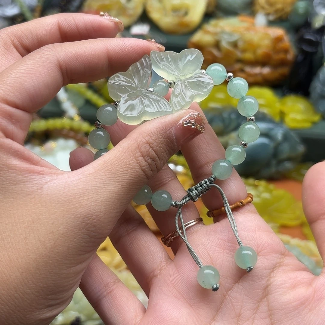 蛇纹石玉未镶嵌吊坠