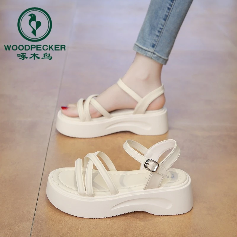 啄木鸟高级感厚底凉鞋女款2025新款夏季外穿配裙子增高沙滩罗马鞋