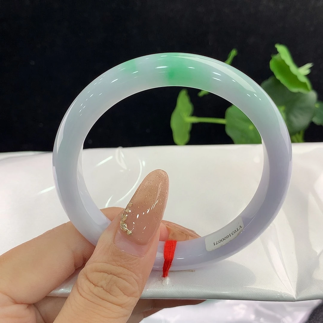 翡翠手镯未镶嵌正60