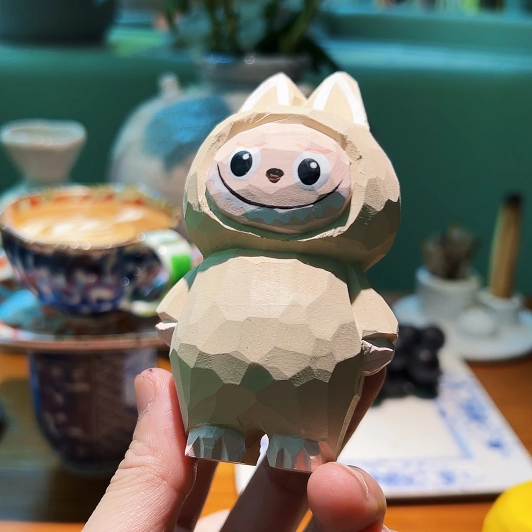 咖啡杯和茶壶里摆