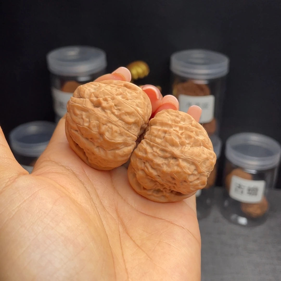 文玩核桃把件蛤蟆头