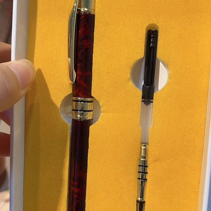 交趾黄檀（大红酸枝）钢笔……