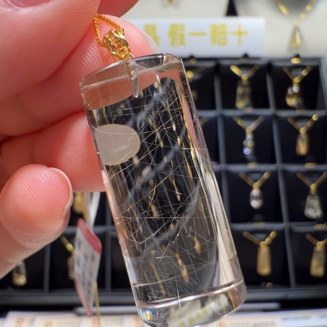 18K金镶嵌水晶颈饰