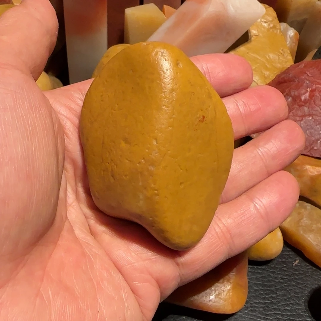 老挝石老挝田黄原石，，．．