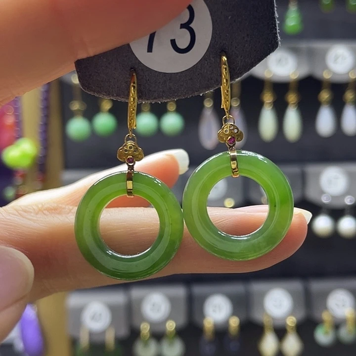 和田玉18K金镶嵌耳饰