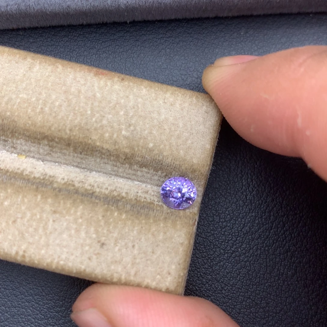 裸石蓝宝石0.75ct全净无烧