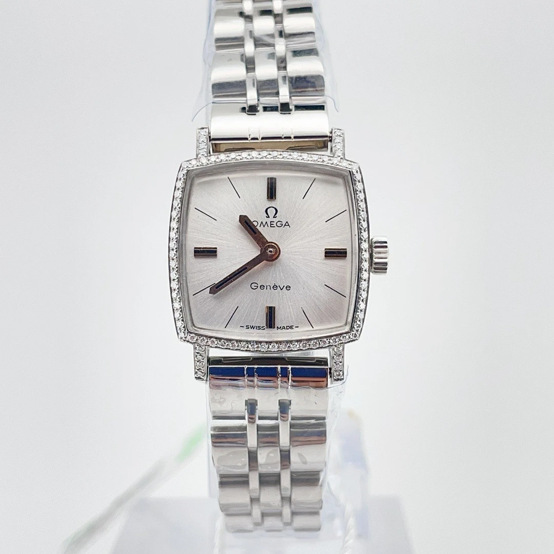 95新 Omega/欧米茄  手动机械后钻20mm/公价32999/w12176