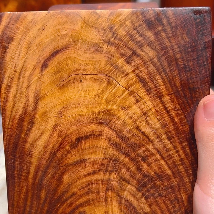 平***然端景台紫檀木类檀香