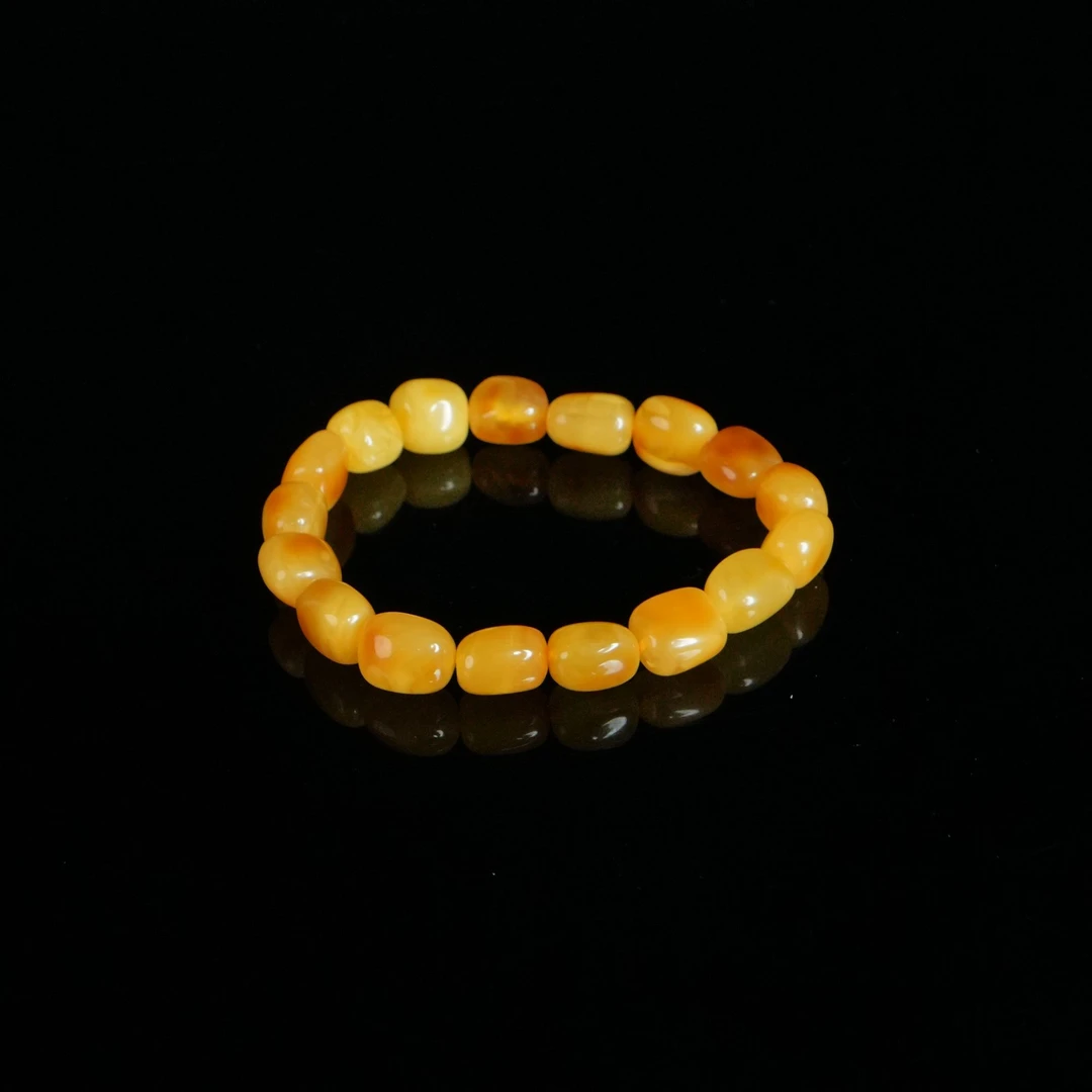 DY-M2016 满蜜鸡油黄随形手串 11.32g