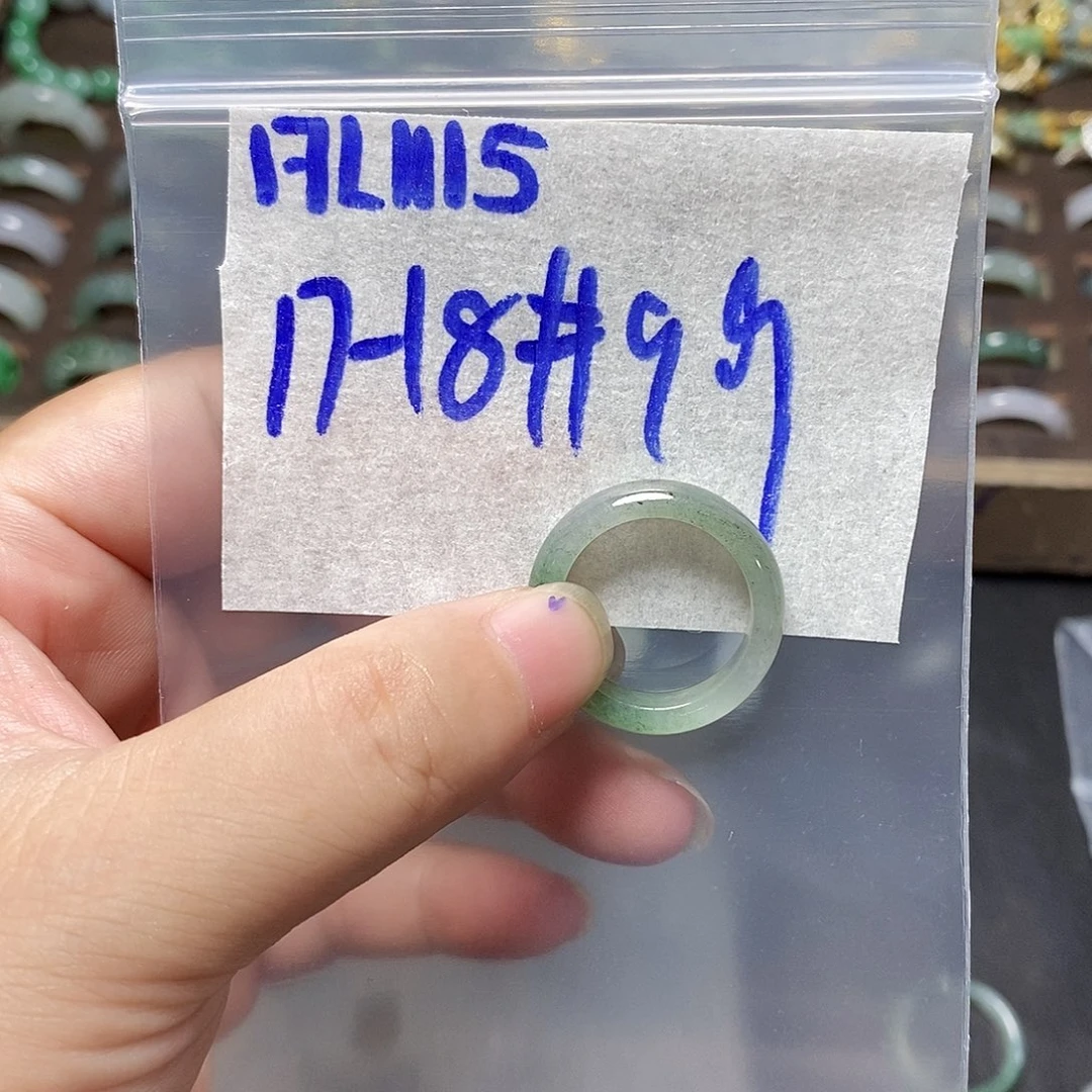 未镶嵌定制翡翠翡翠