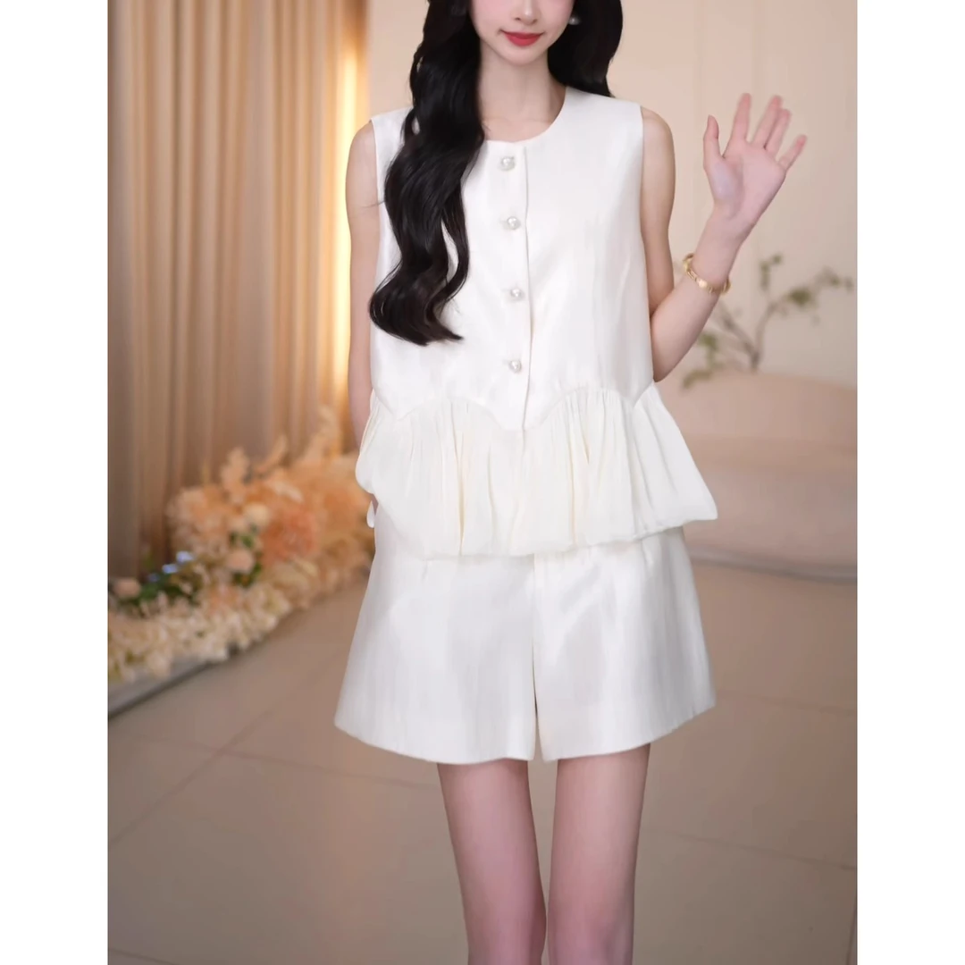 夏季新时尚韩版高级感套装气质优雅成熟女人无袖上衣收腰短裤套装