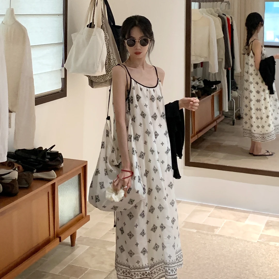 韩系白色苎麻花卉印花吊带连衣裙女2025夏新含包宽松长裙