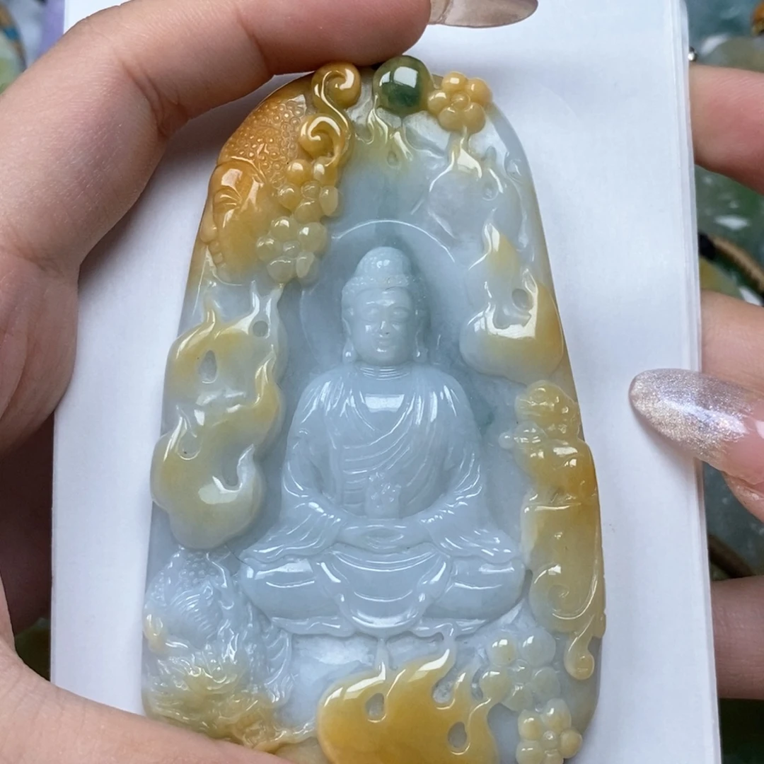 买***的翡翠未镶嵌颈饰翡翠