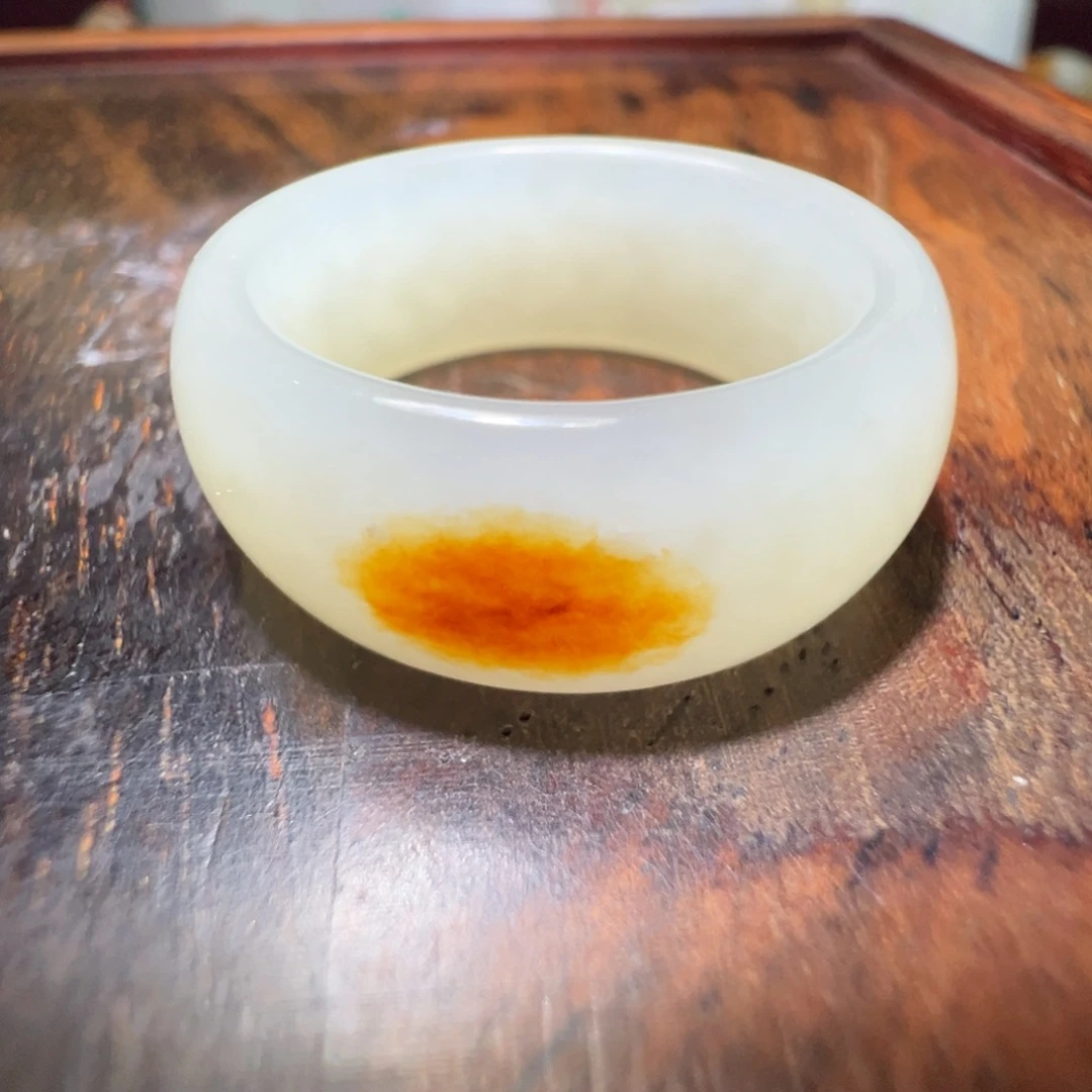 未镶嵌戒指和田玉