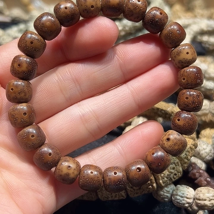 星月菩提吊坠星月菩提黑金虎皮